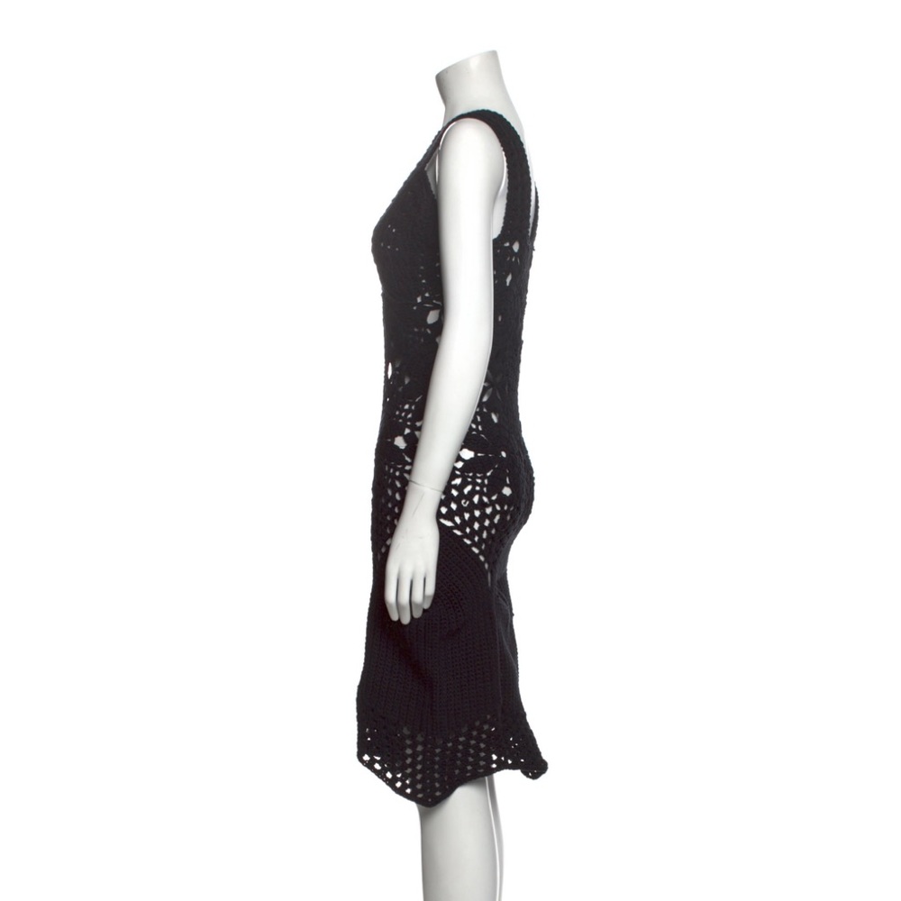 Tach black crochet trim plunge neckline dress size M\L - Picture 3 of 4